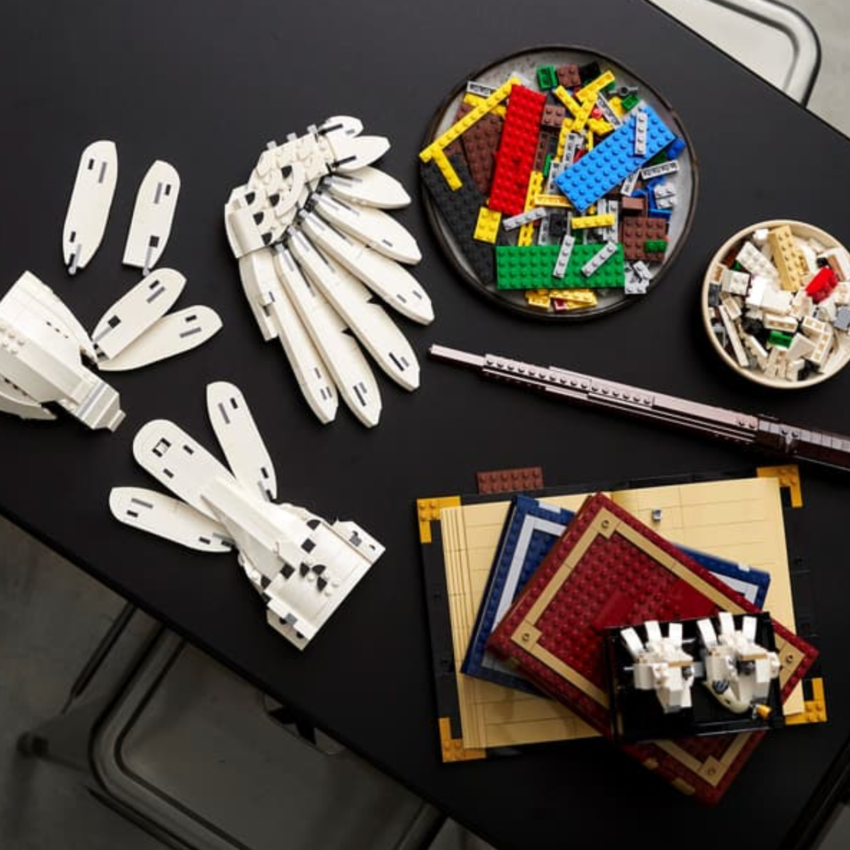 Harry Potter™ Hogwarts™ Icons - Collectors' Edition
