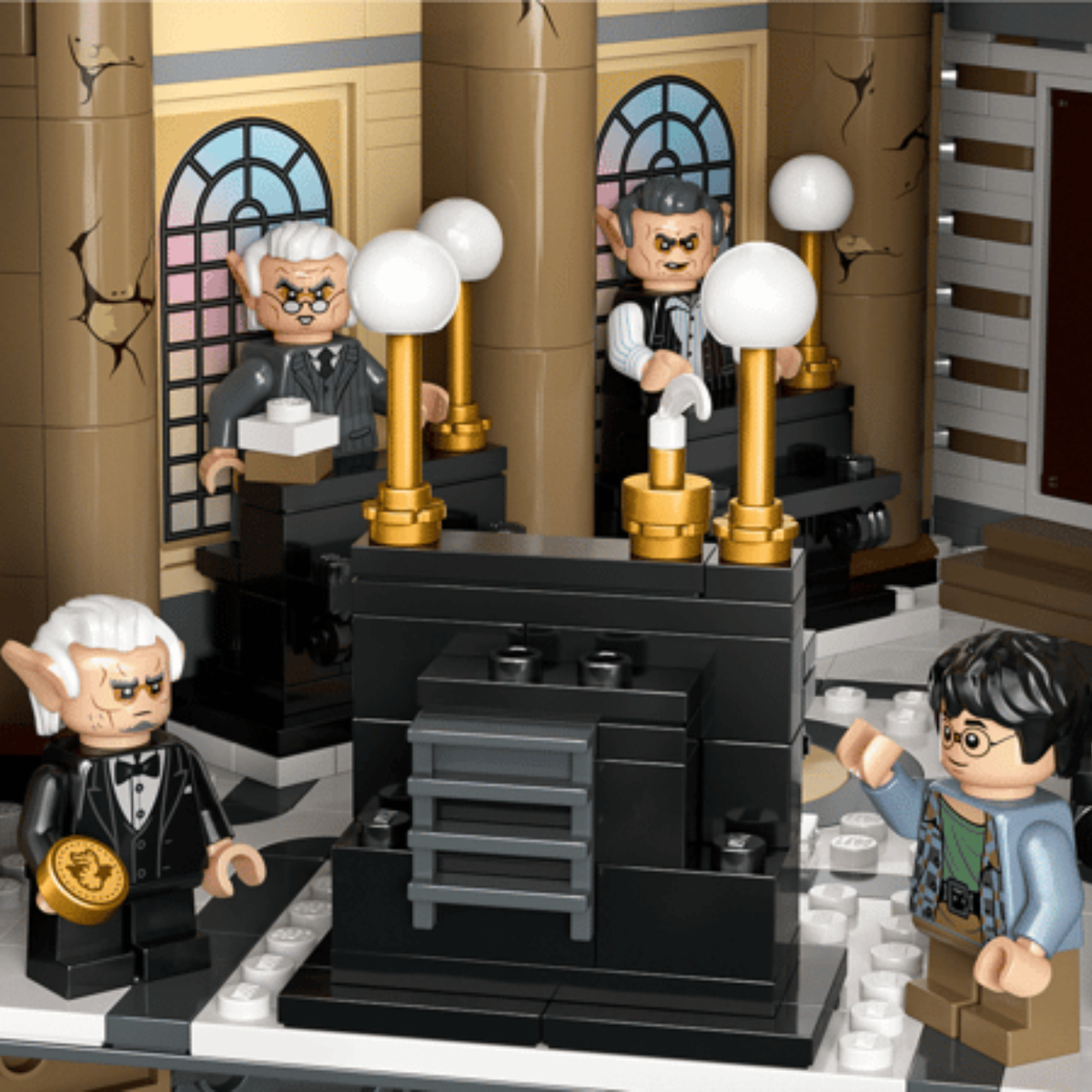Gringotts™ Wizarding Bank – Collectors' Edition