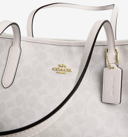 Mollie Tote Bag in Signature Canvas