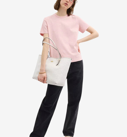 Mollie Tote Bag in Signature Canvas