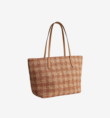 Mollie Tote Bag in Signature Canvas