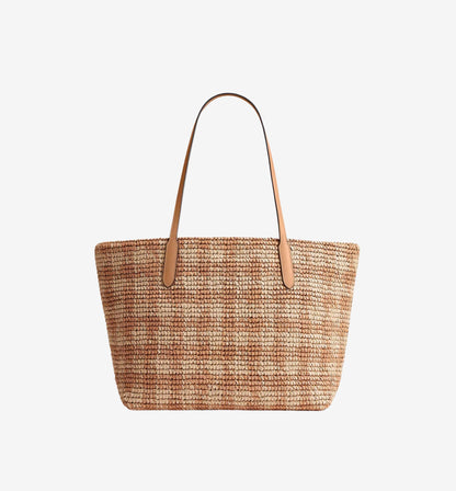 Mollie Tote Bag in Signature Canvas